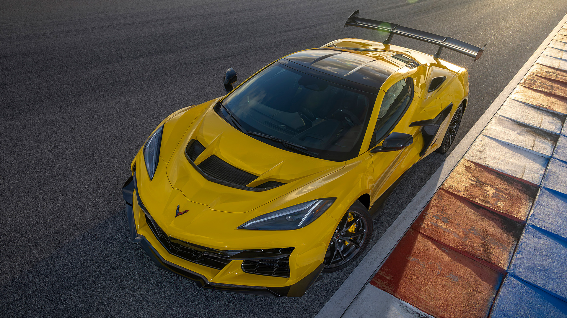 A Stock 2025 Corvette ZR1 Has Already Beaten Chevy’s Official 0 to 60 Time