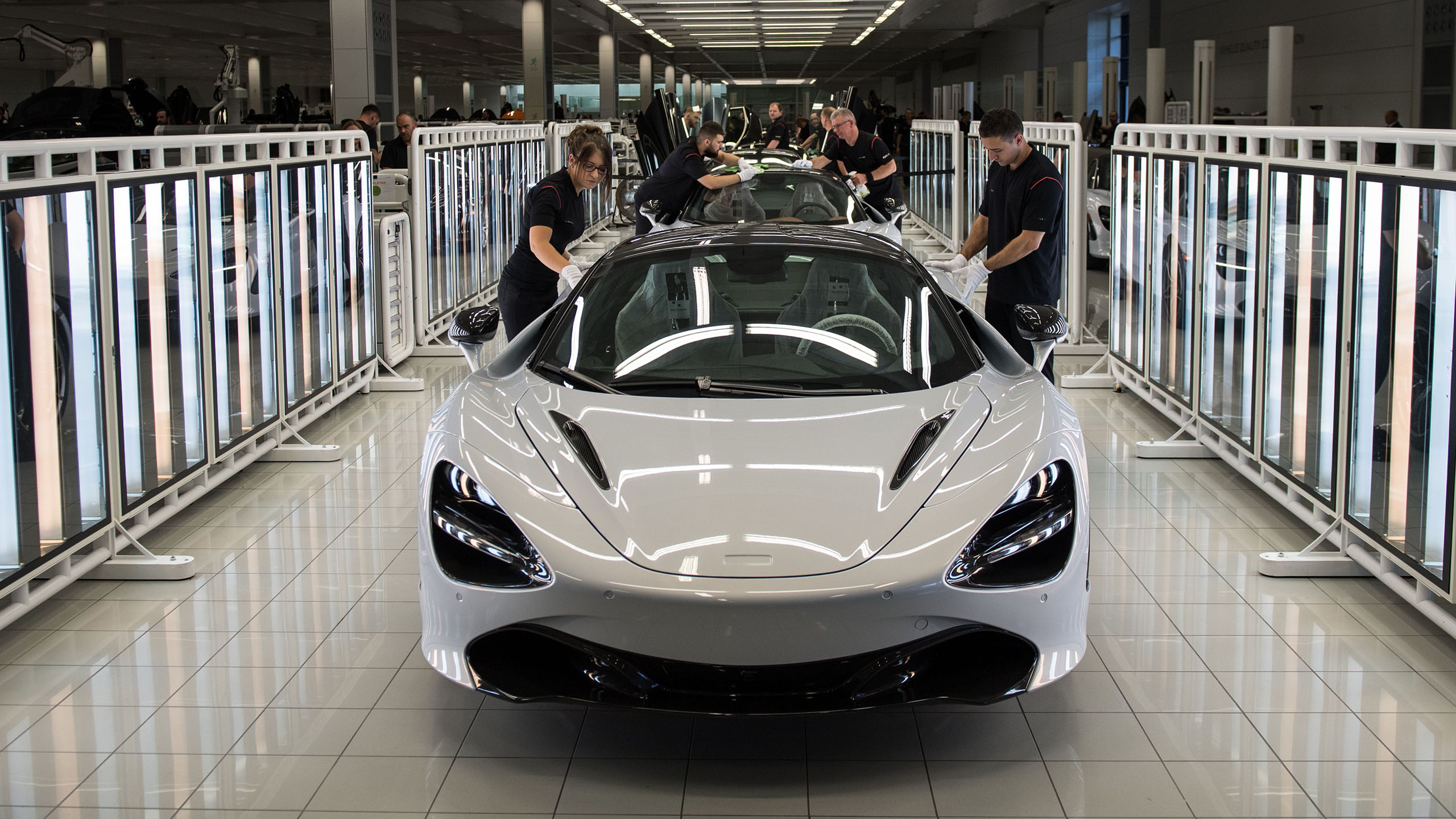 McLaren Says Production Outside UK Isn’t Out of the Question