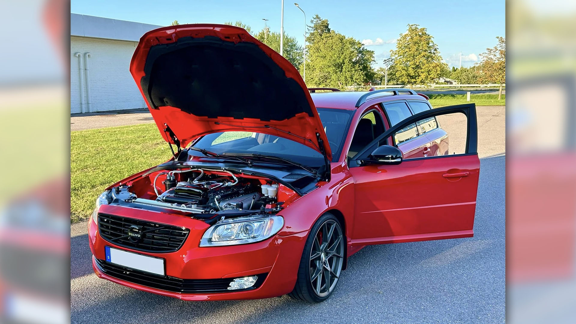 This 1,300-HP Volvo Is a Solid Contender for Cleanest 2JZ Swap Ever