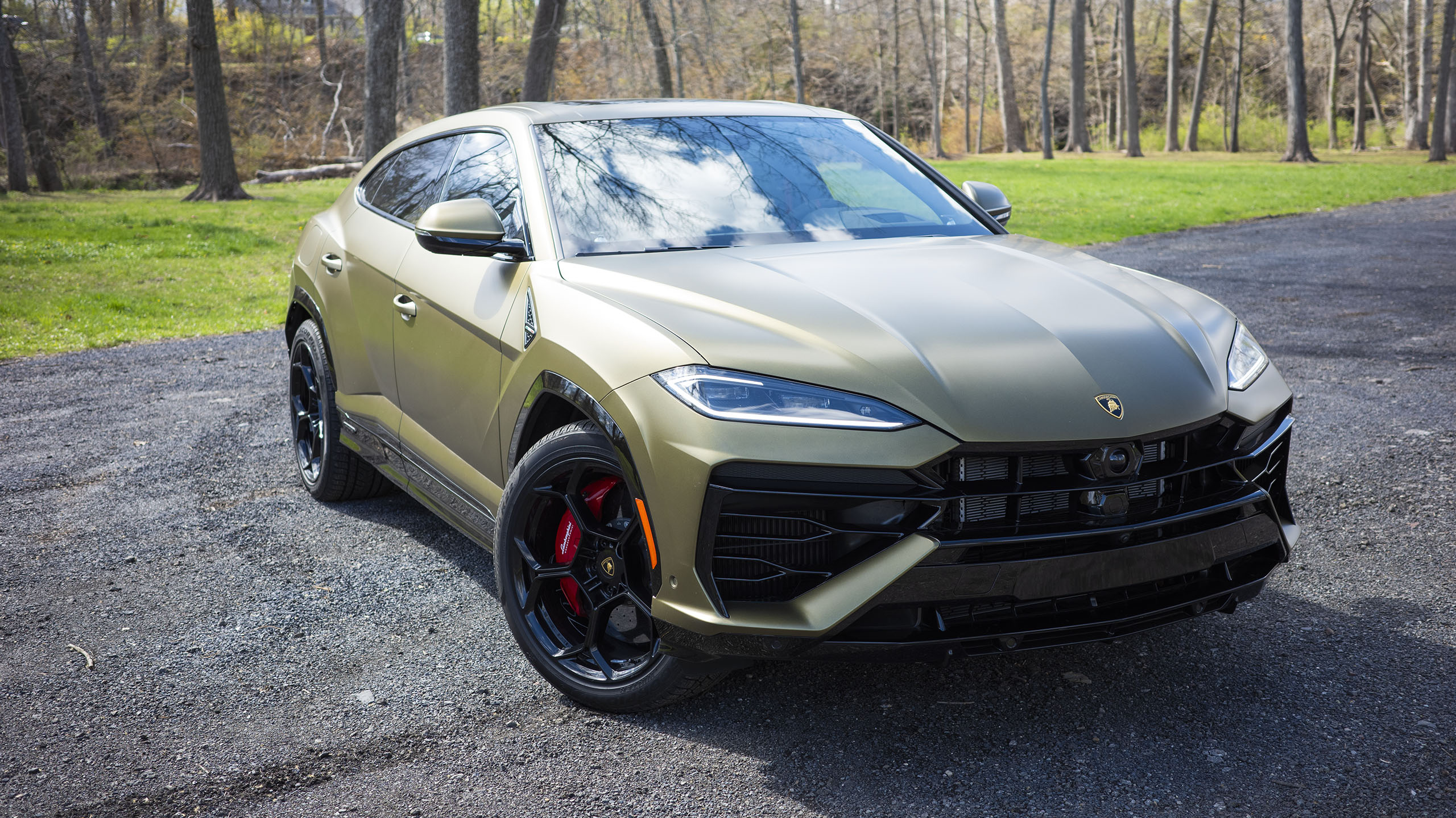 Lamborghini One-Ups Hyundai With 10-Year Unlimited Mileage Warranty