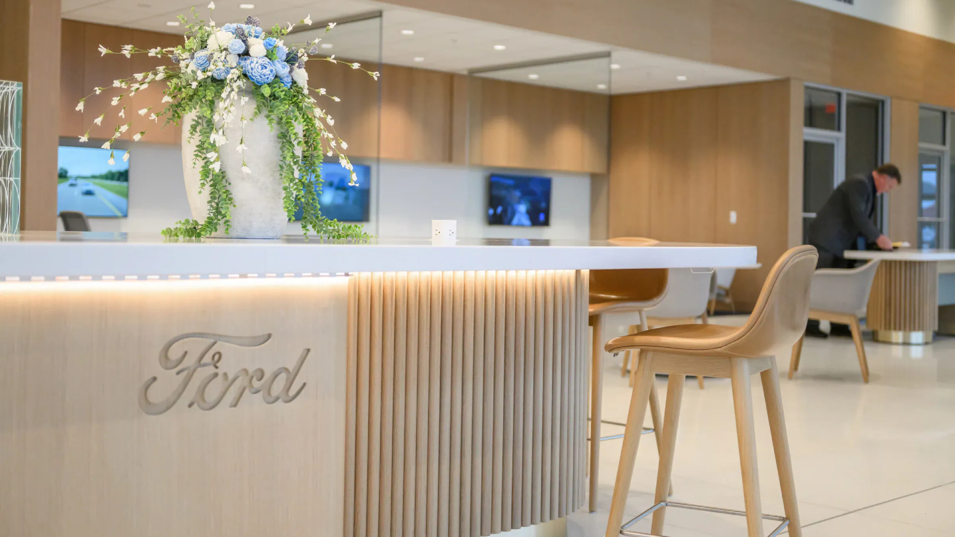Ford’s New Dealership Design Is Part Hotel Lobby, Part Apple Store