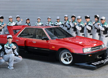 Nissan Techs in Training Turned This Old Skyline Sedan Into a Silhouette Racer