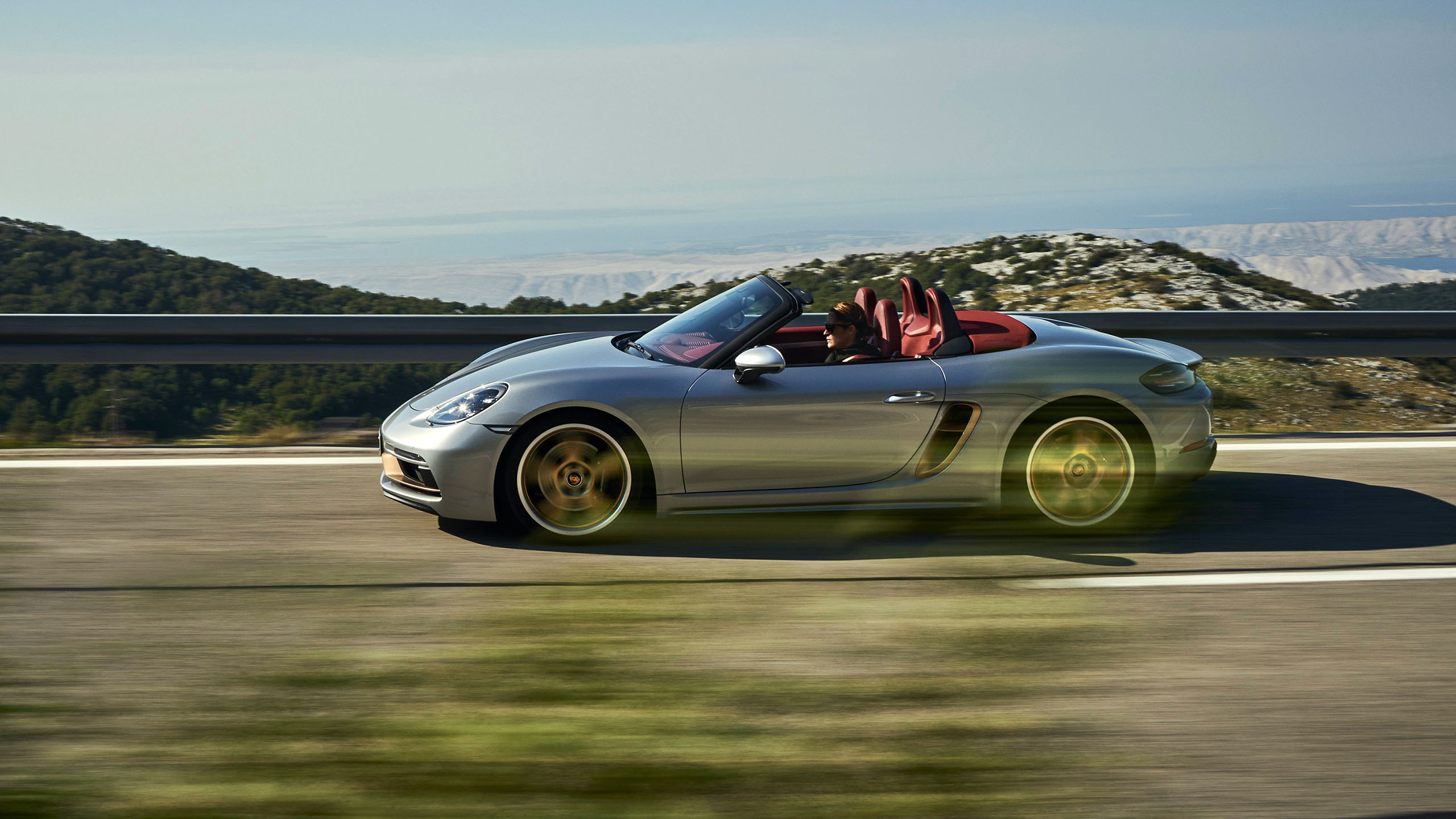 Porsche’s Emergency Pivot to Gas-Powered 718 Is an Engineering Headache