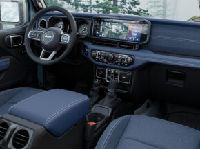 Jeep Is Really Putting a ‘Jean Blue’ Interior in the Wrangler and Gladiator