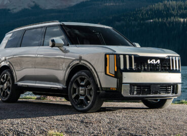 Kia Stops Sales of Top Trim Telluride Hybrids for Power Seats That Can Crush You