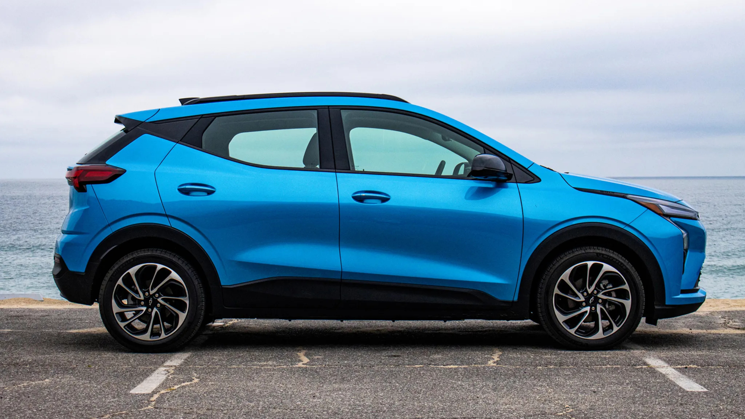 GM Intends to Keep Chevy Bolt Starting Price Below $30K