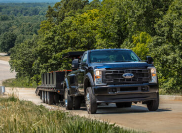The IIHS Will Give Safety Ratings to Commercial Vehicles Now. Here’s Why That Matters