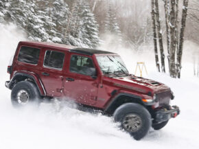 ‘Scary Fast’: Brave Man Flings a V8 Jeep Wrangler 392 Down a Snow Rally Stage