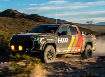 Toyota Engineers Gave This 100,000-Mile Tundra Hybrid Another Life as a Desert Racer